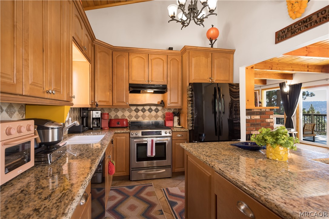 39563 Raccoon Drive Property Photo 11