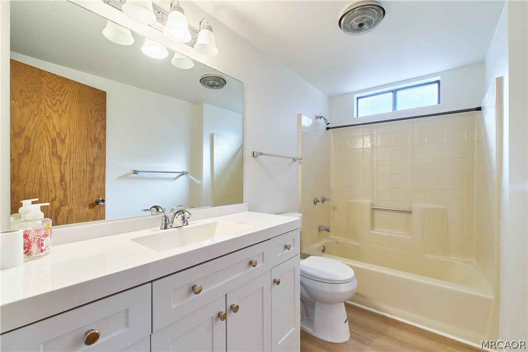 805 West Big Bear Blvd Boulevard Property Photo 12