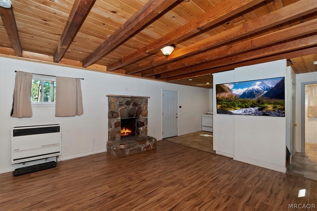 437 Booth Way Property Photo 8