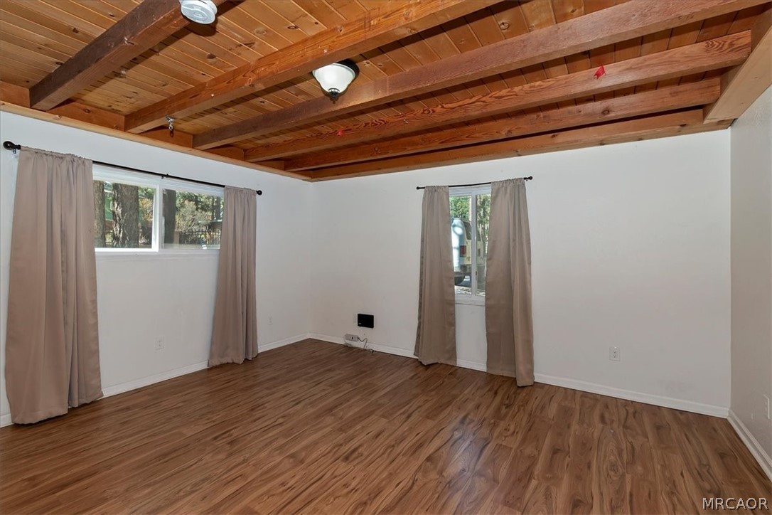 437 Booth Way Property Photo 10