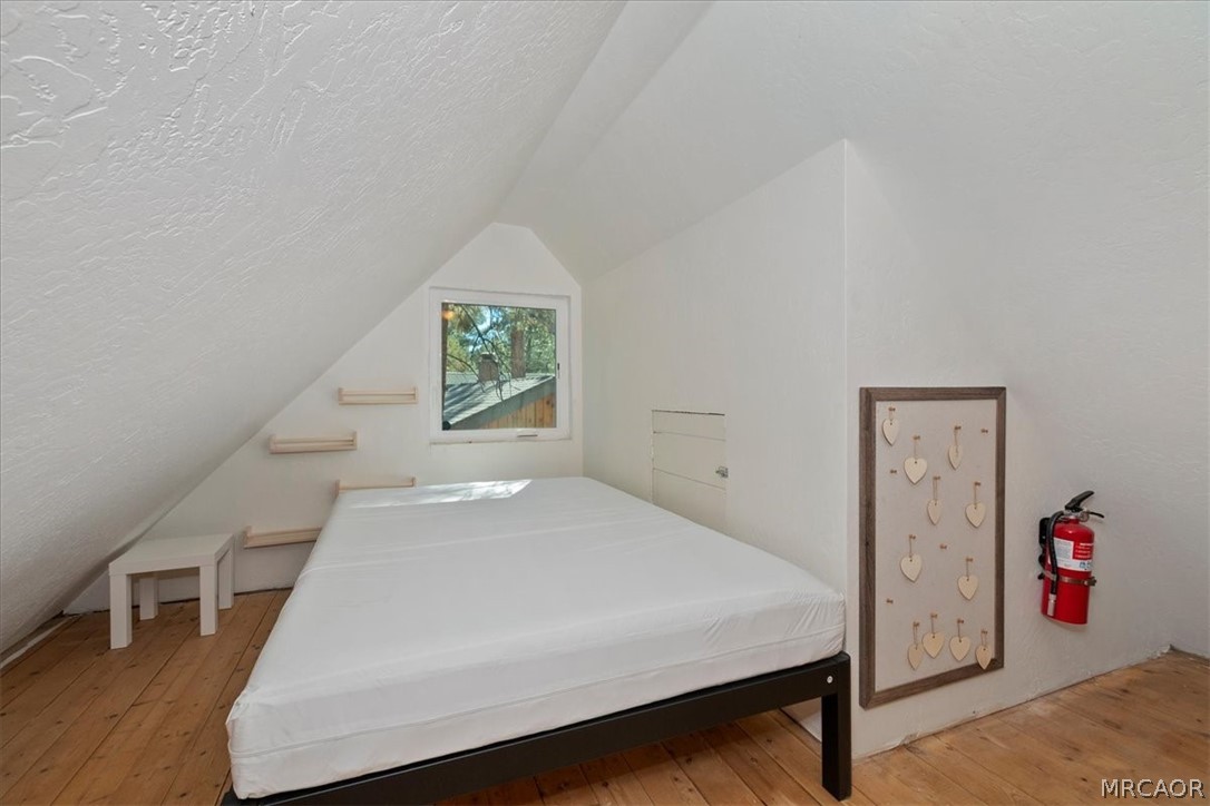 437 Booth Way Property Photo 19