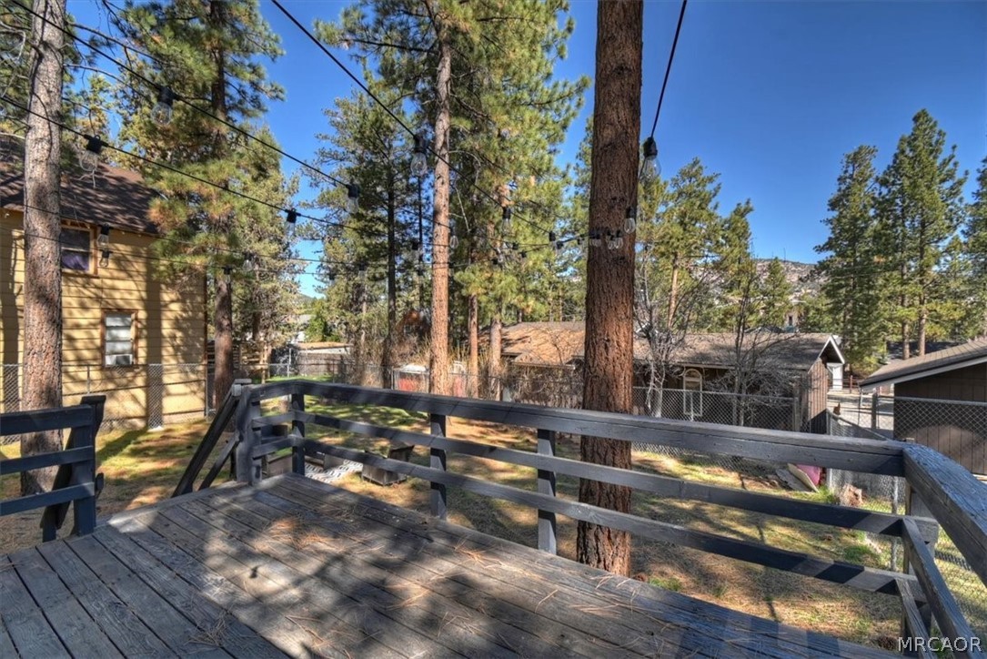 437 Booth Way Property Photo 23