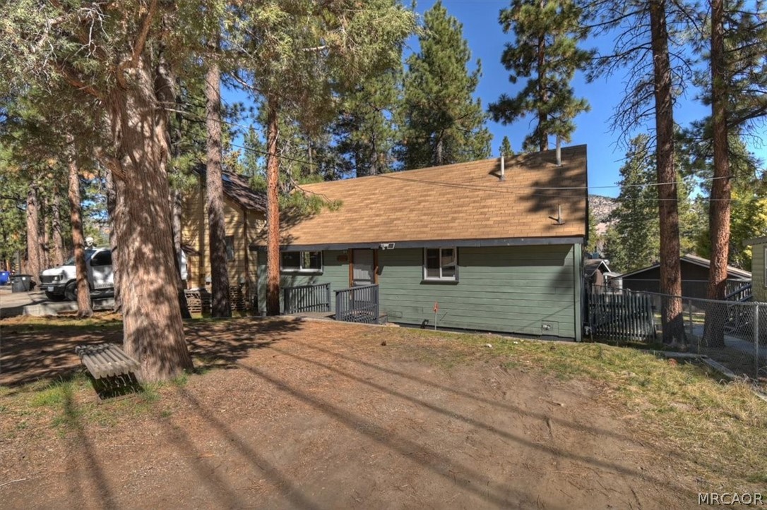 437 Booth Way Property Photo 30