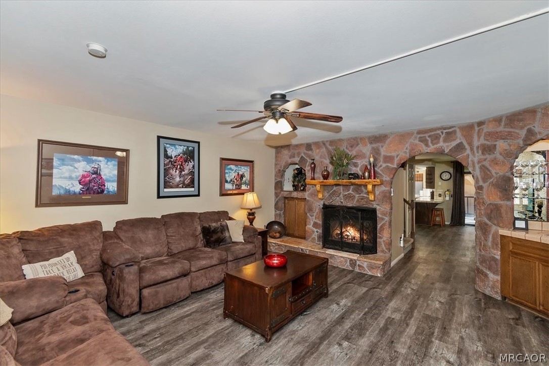 569 Summit Boulevard 6 Property Photo 5