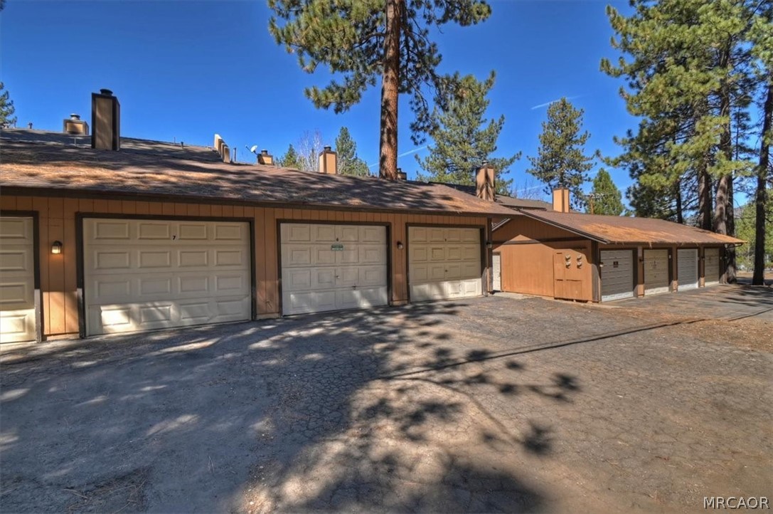 569 Summit Boulevard 6 Property Photo 33
