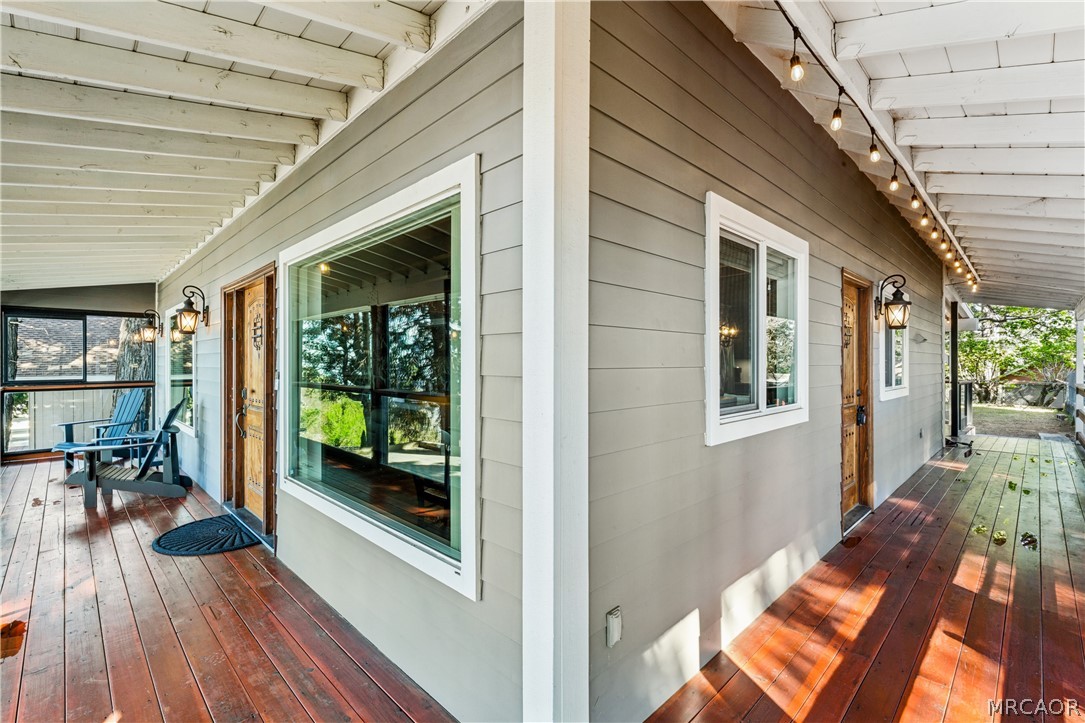 22988 Valley View Drive Property Photo 4