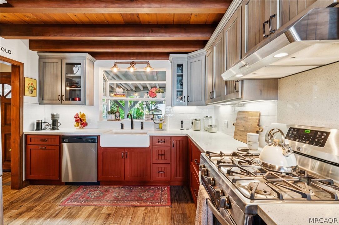 22988 Valley View Drive Property Photo 8