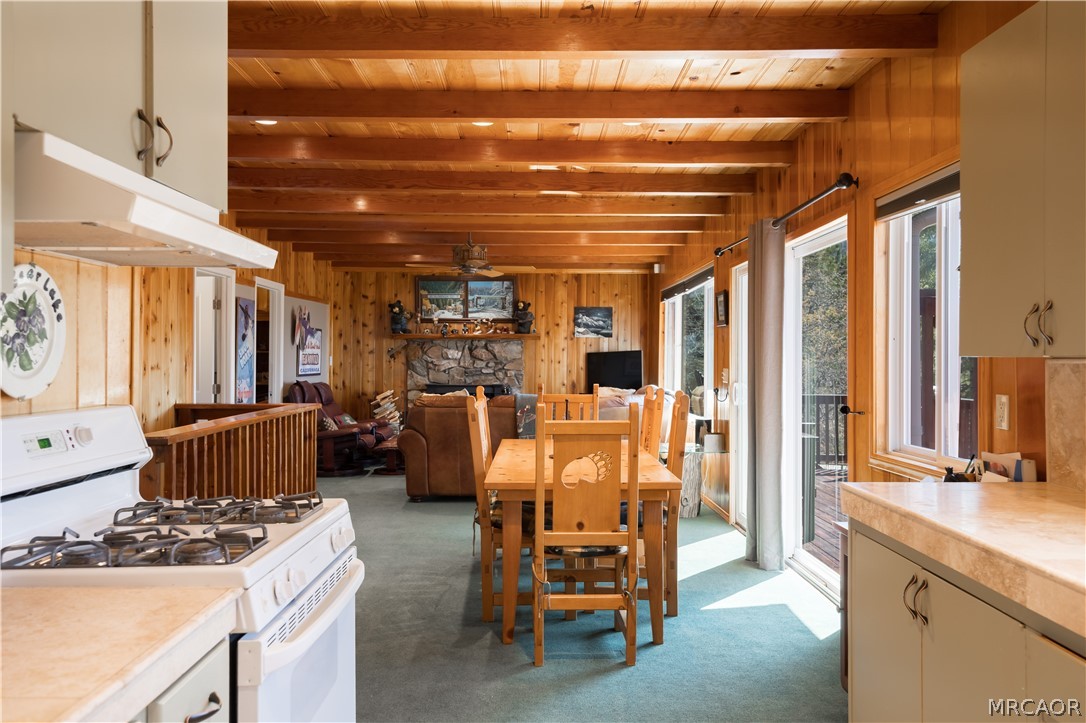 43656 Ridge Crest Drive Property Photo 11