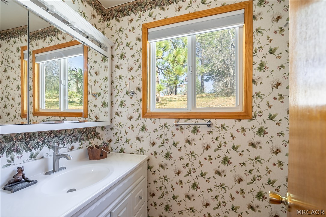 43656 Ridge Crest Drive Property Photo 26