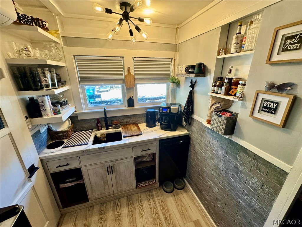 209 Dawn Drive Property Photo 11