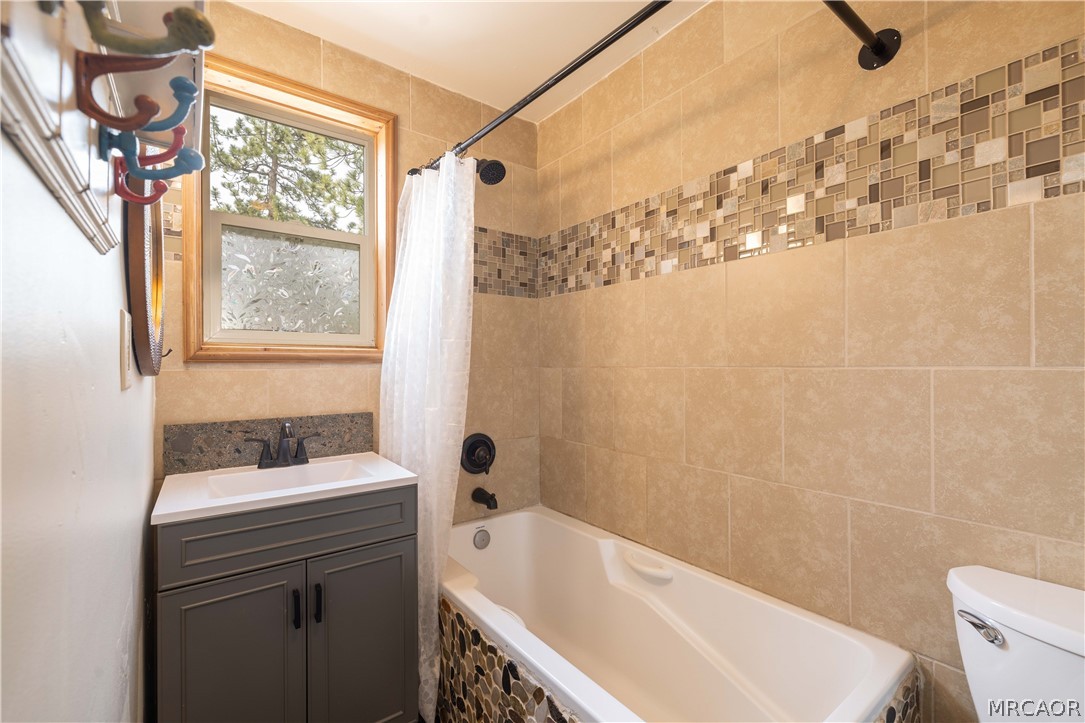 40057 Forest Road Property Photo 18