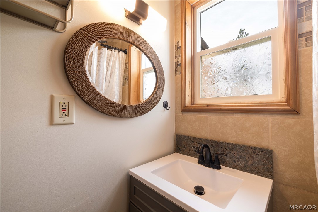 40057 Forest Road Property Photo 19