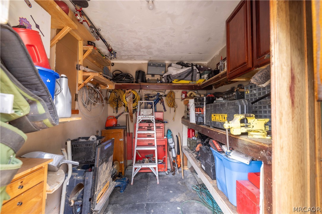 40057 Forest Road Property Photo 25