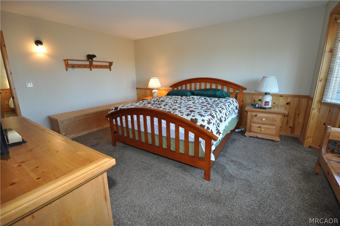 1419 Klamath Road Property Photo 9