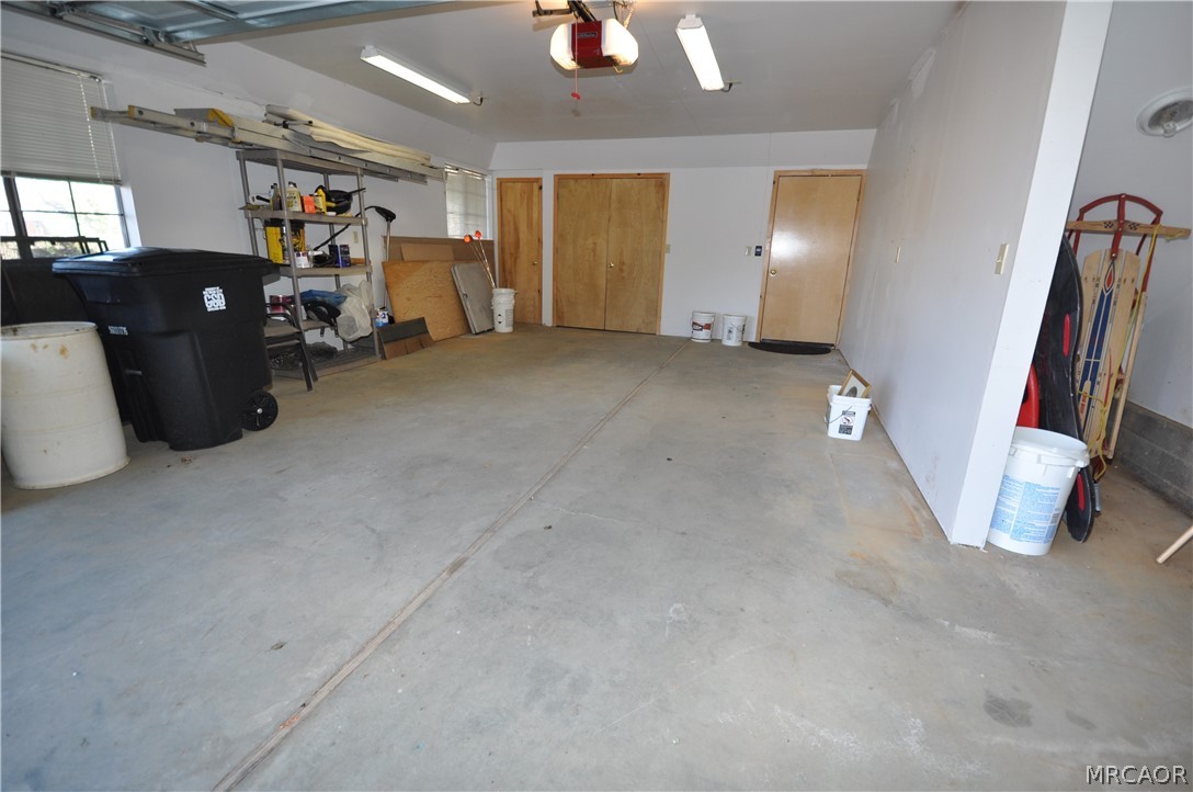 1419 Klamath Road Property Photo 15