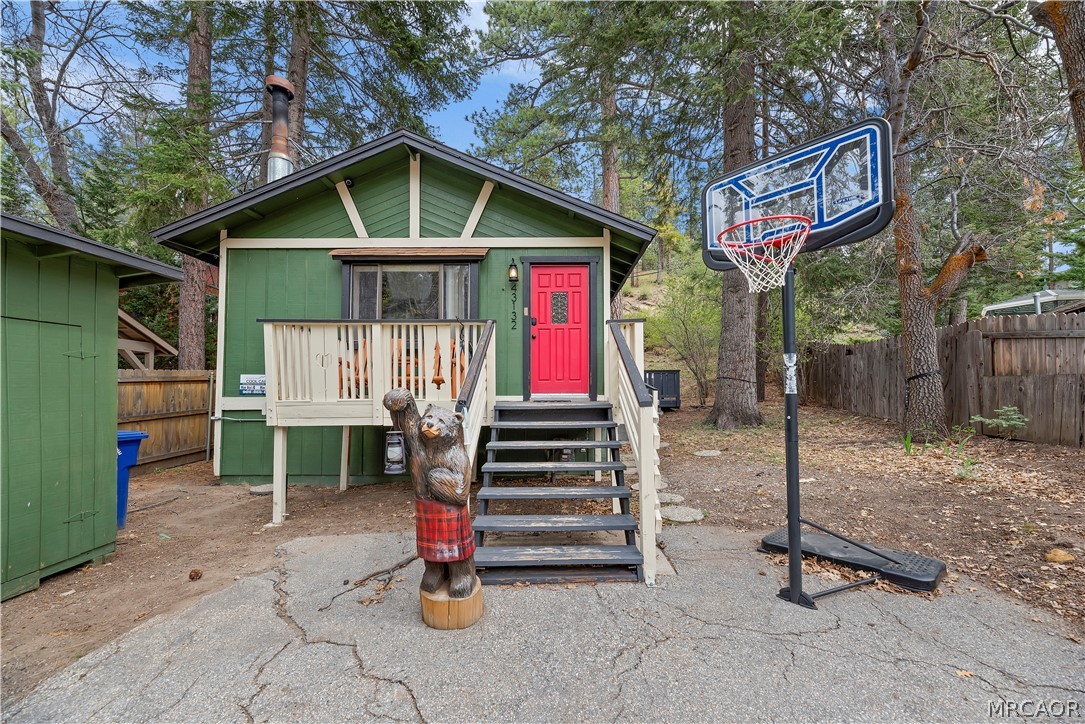 43132 Grizzly Road Property Photo 1