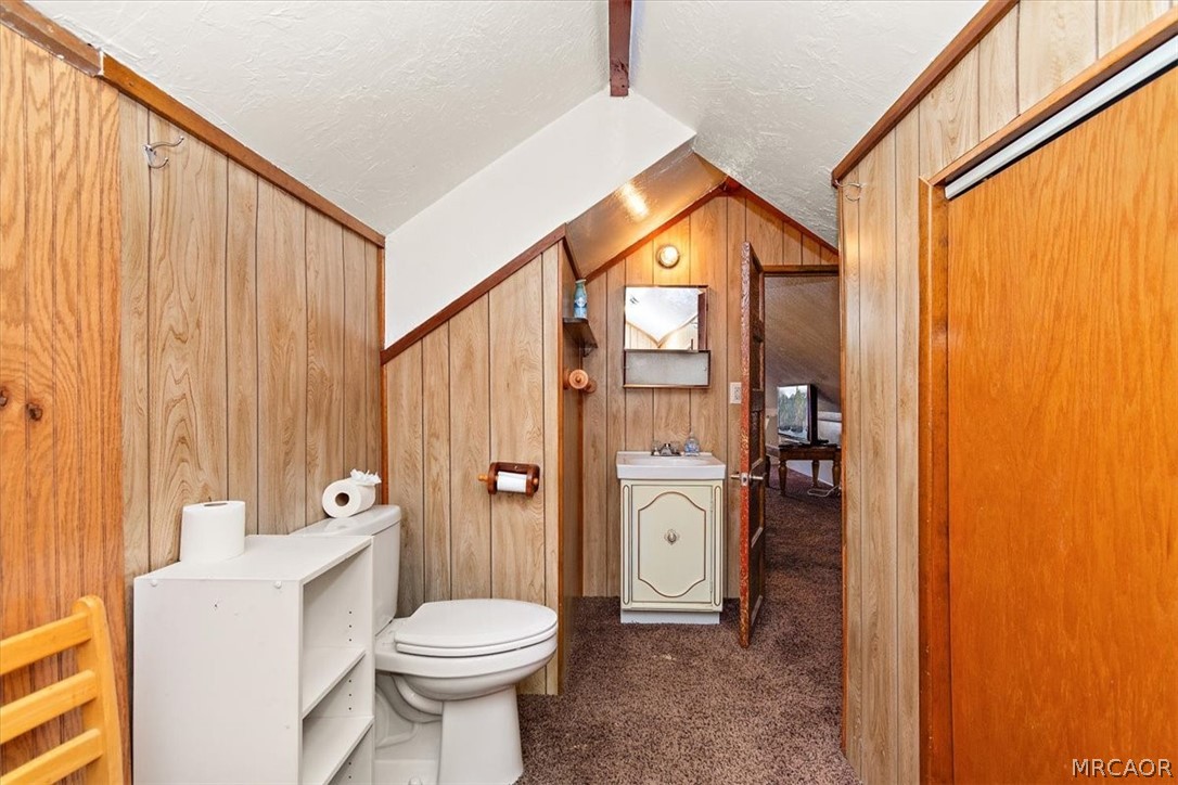 332 West Meadow Lane Property Photo 24