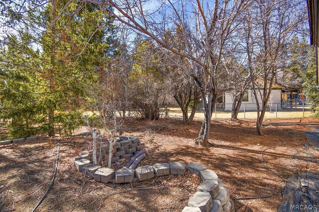 332 West Meadow Lane Property Photo 29
