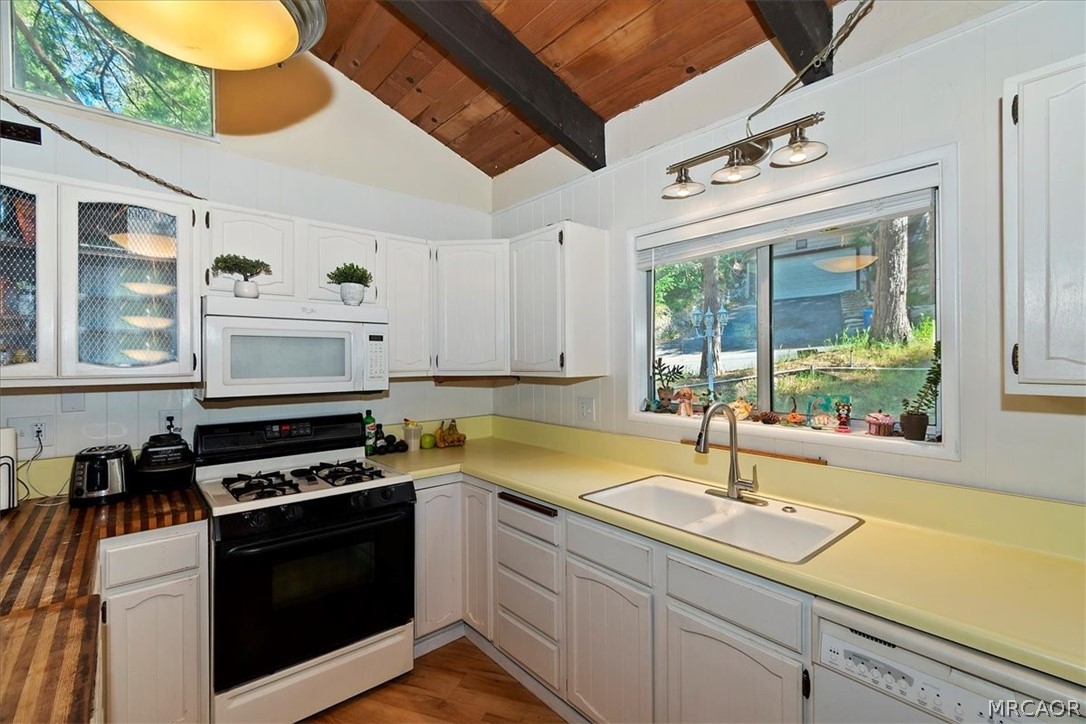 770 Berne Drive Property Photo 14