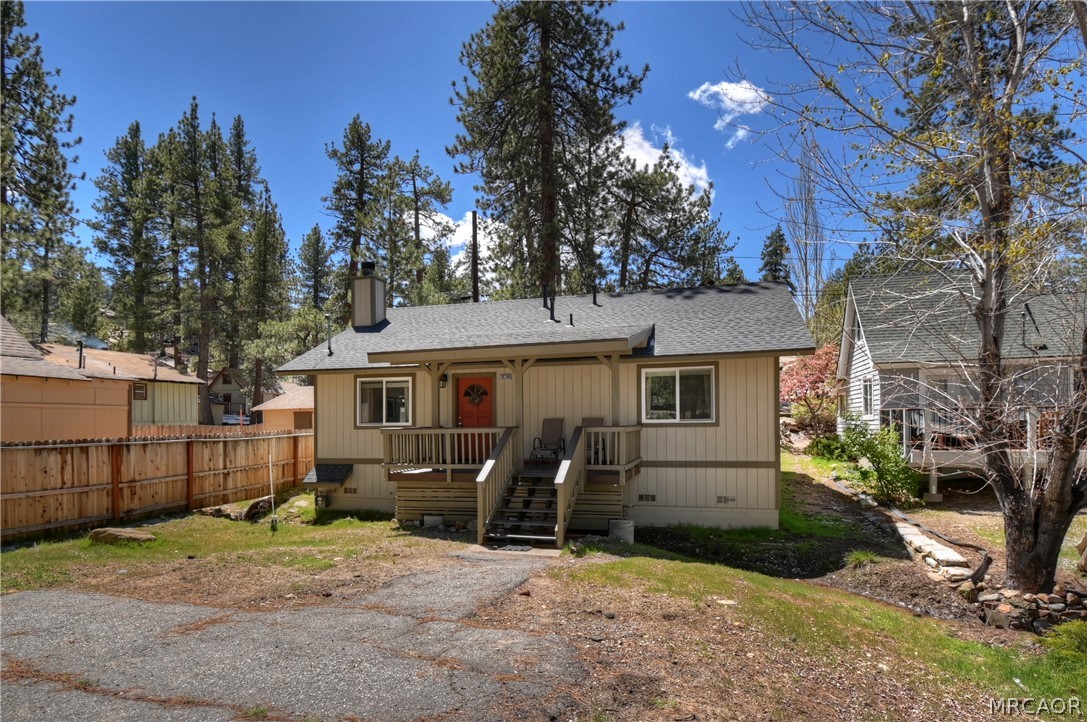 39298 Lark Road Property Photo 2