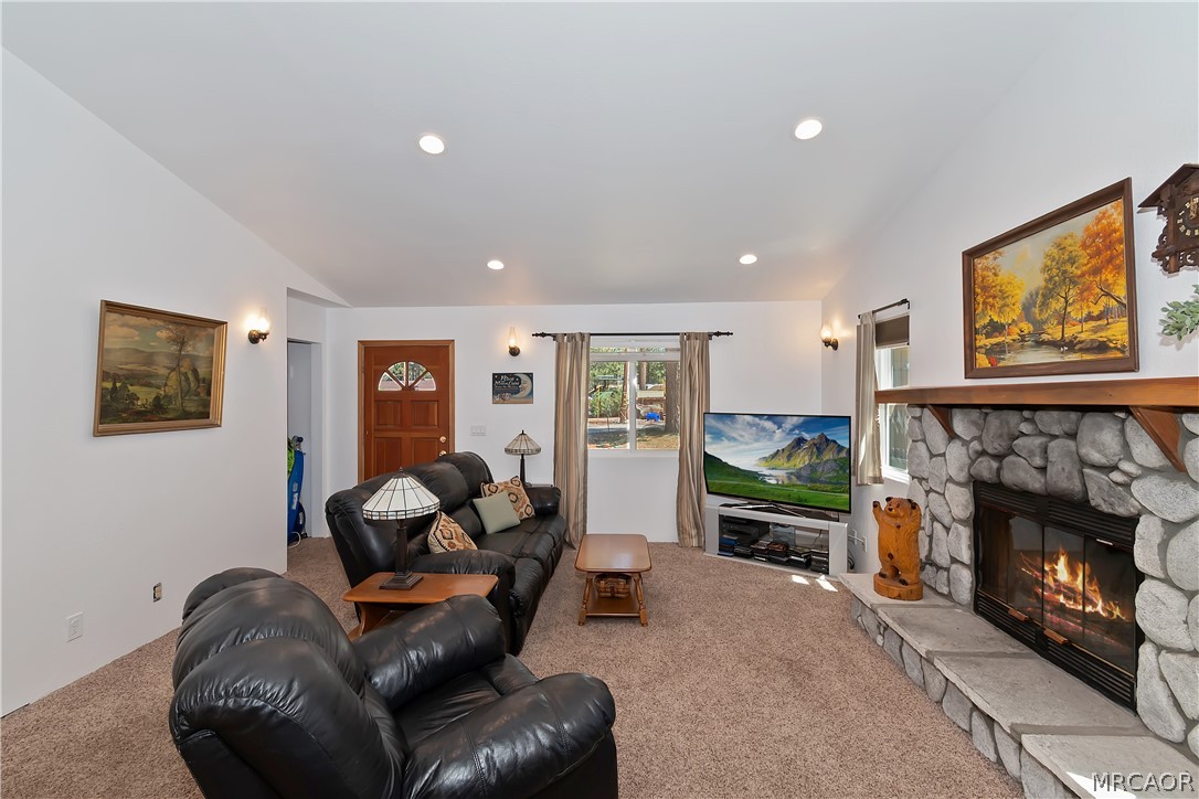 39298 Lark Road Property Photo 7