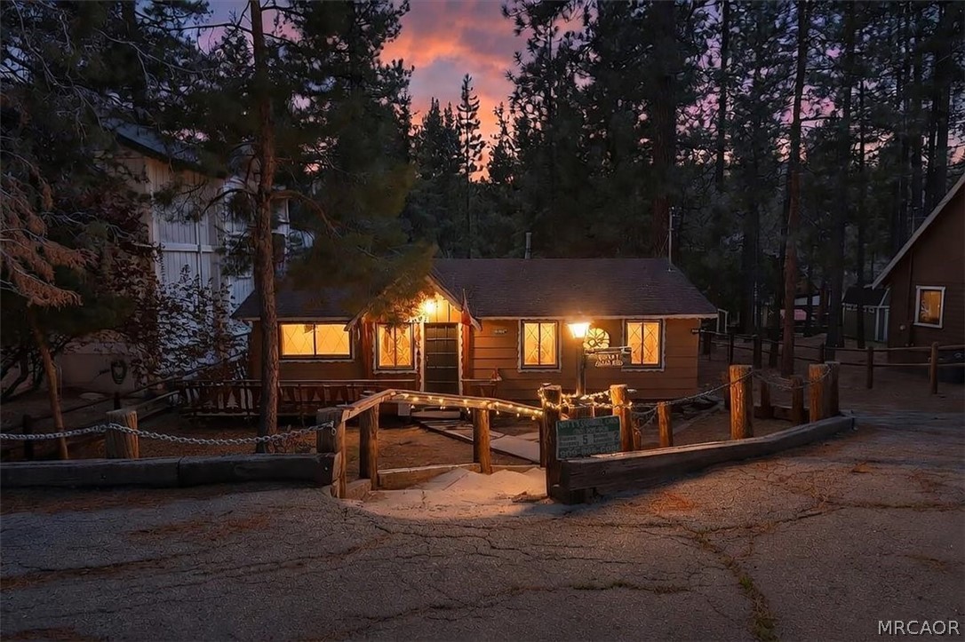 42697 Cougar Road Property Photo 1