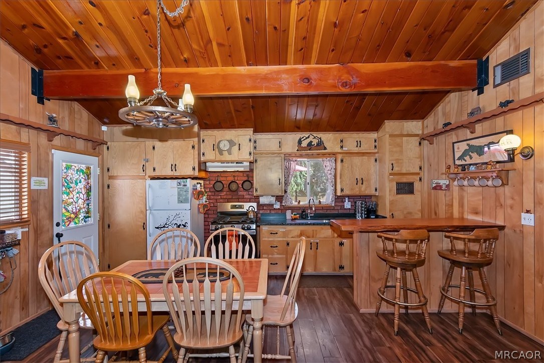 42697 Cougar Road Property Photo 13