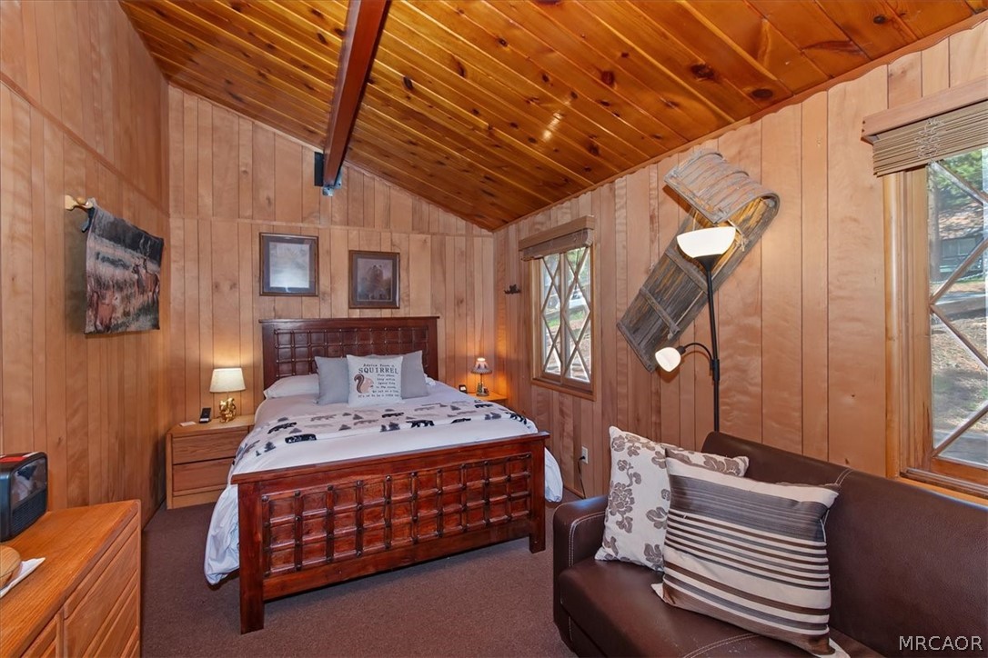 42697 Cougar Road Property Photo 18