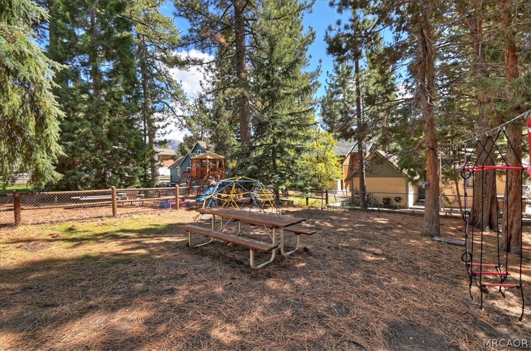 42697 Cougar Road Property Photo 25