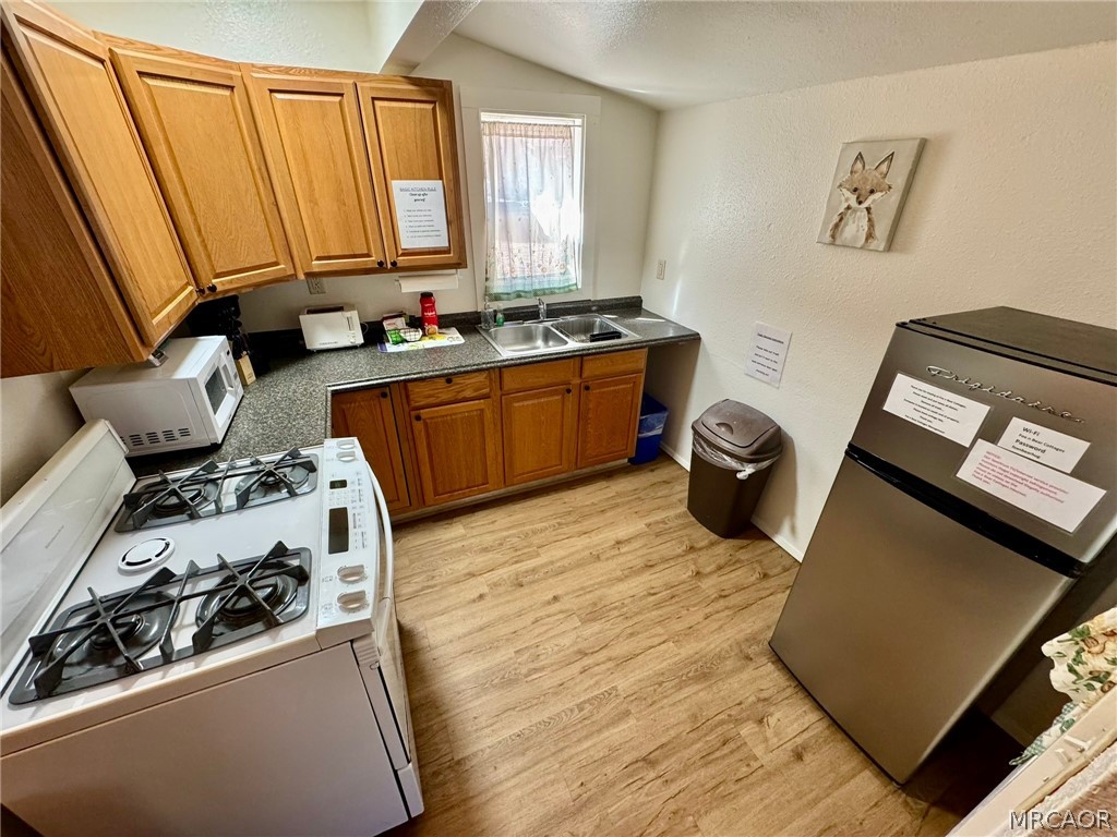 40105 Big Bear Blvd Boulevard Property Photo 27