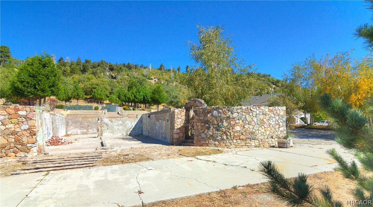 26262 Highway 18 Property Photo 15