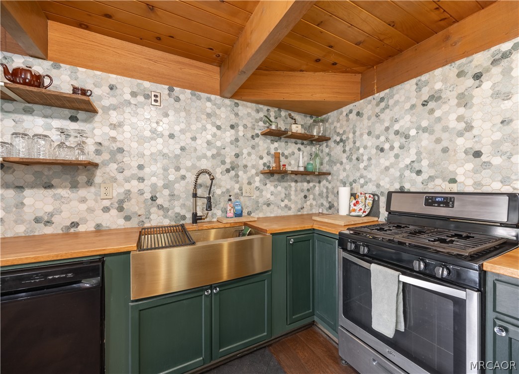 445 Elysian Boulevard Property Photo 8
