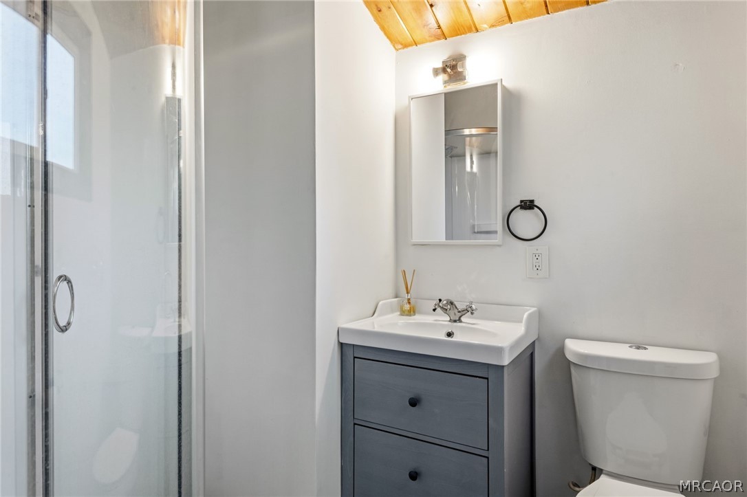 426 Crystal Court Property Photo 18