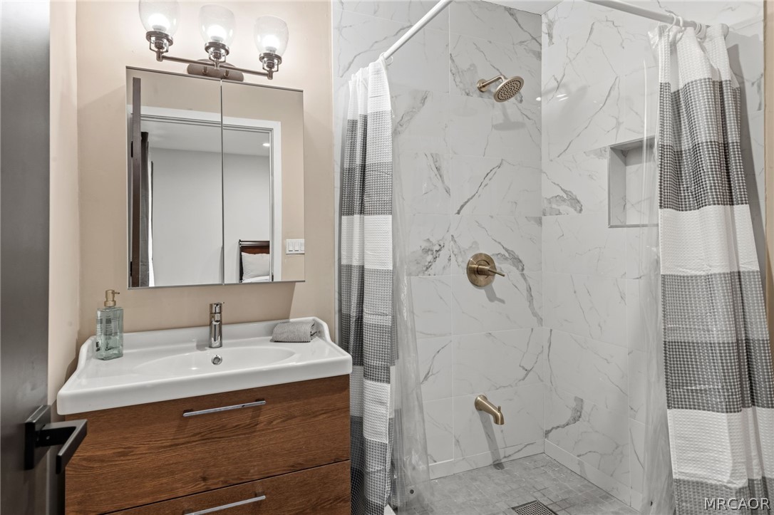 426 Crystal Court Property Photo 42