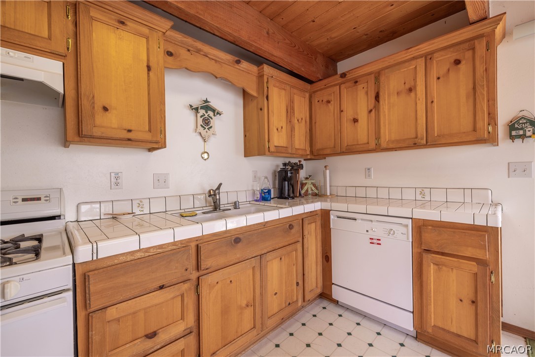 391 Mullins Drive Property Photo 23
