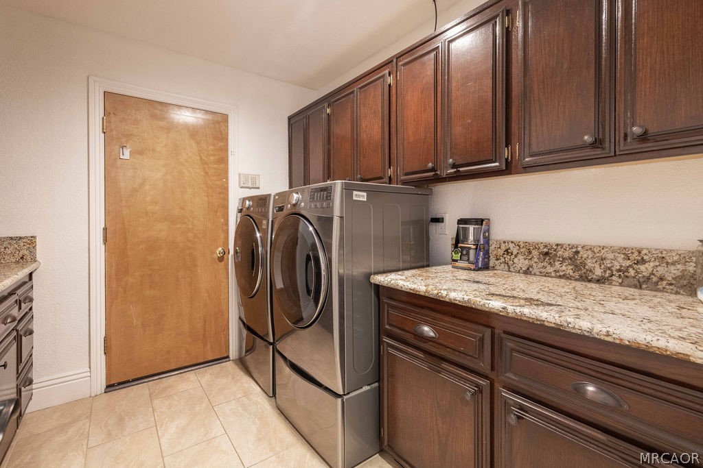 540 Killington Way Property Photo 12
