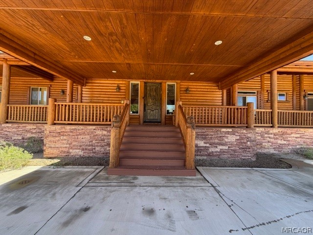 1099 Heritage Trail Property Photo 2