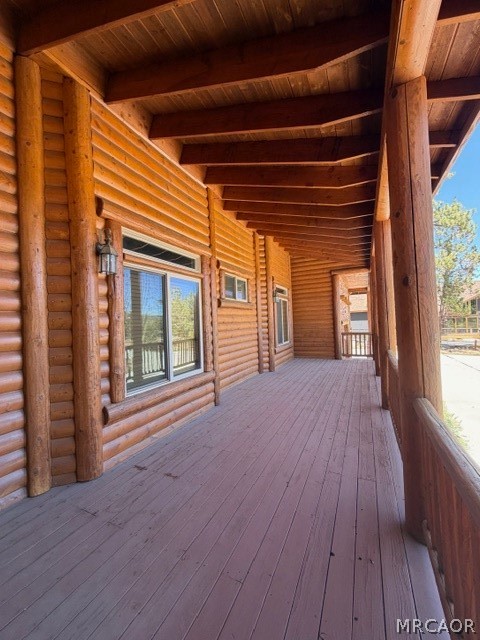 1099 Heritage Trail Property Photo 3