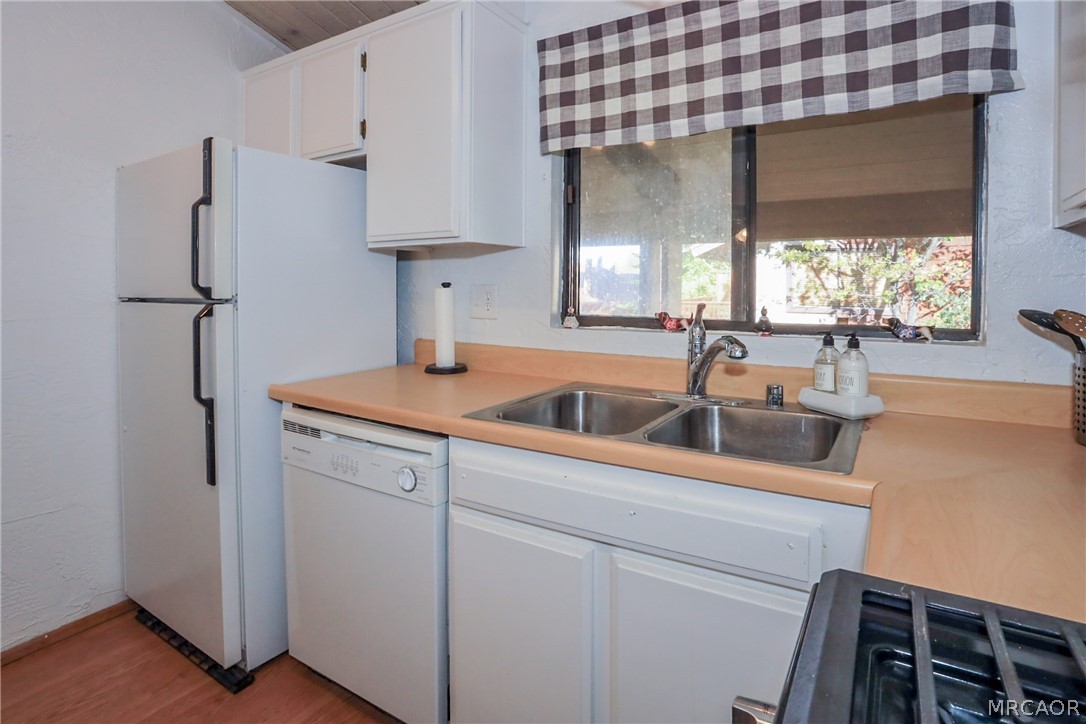 861 Thrush Drive 50 Property Photo 17