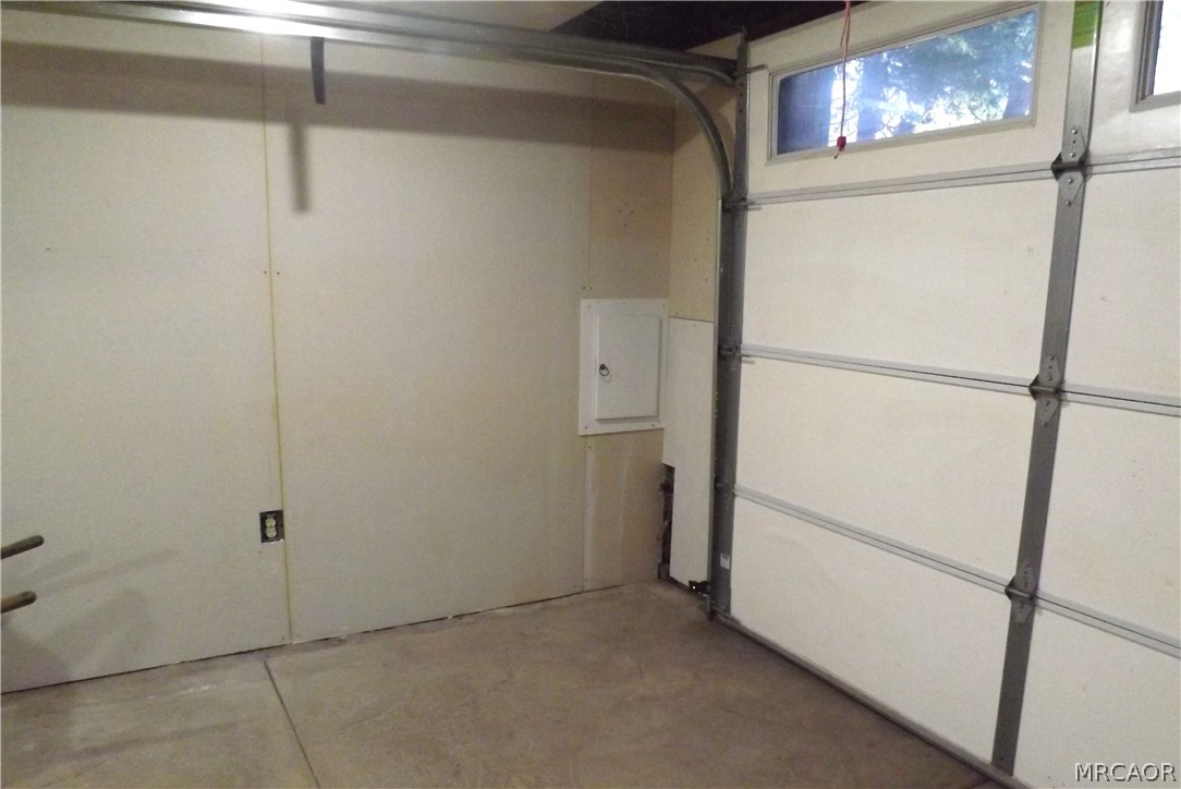 590 Lanes End Trail Property Photo 4
