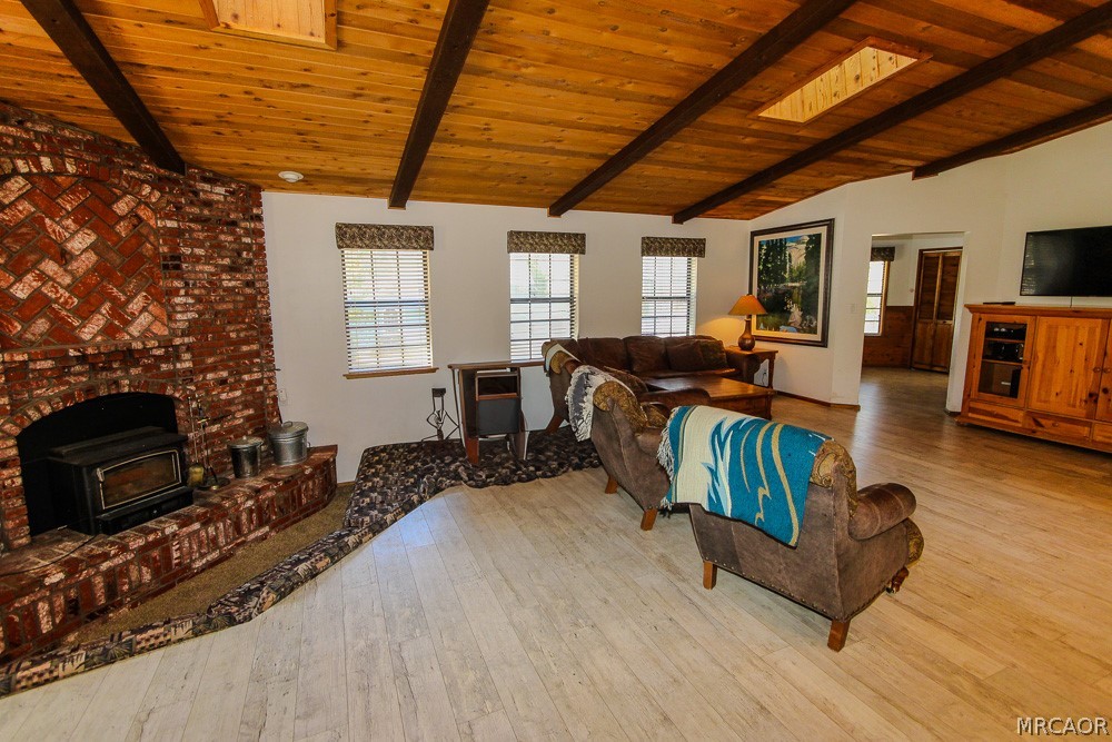 42656 Constellation Drive Property Photo 4