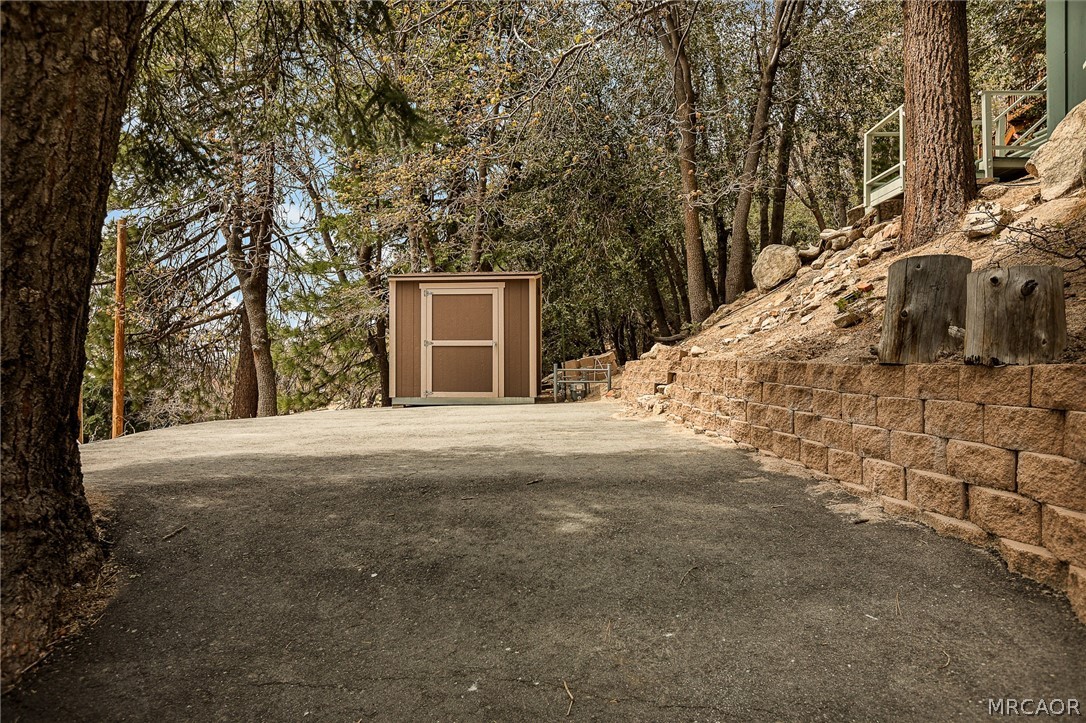 33010 Juniper Lane Property Photo 3