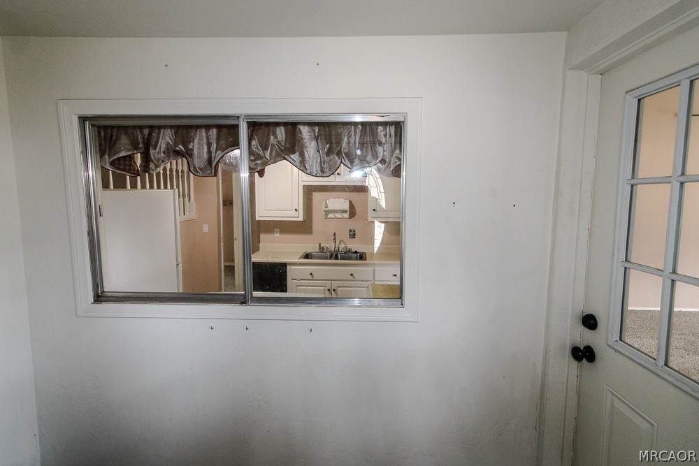 870 Ash Lane Property Photo 3