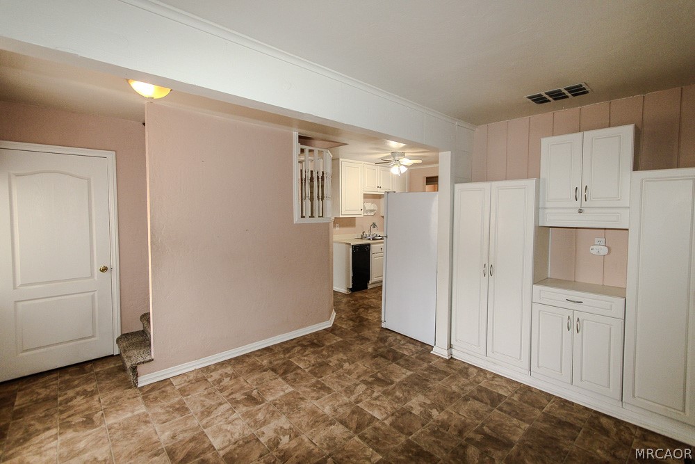 870 Ash Lane Property Photo 14