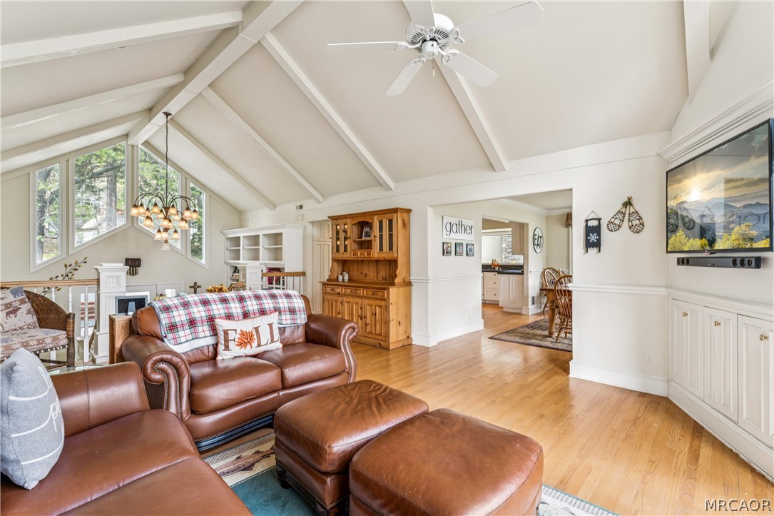 653 Brentwood Drive Property Photo 11