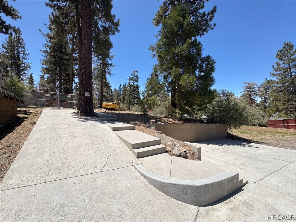 40095 Big Bear Blvd Boulevard Property Photo 2