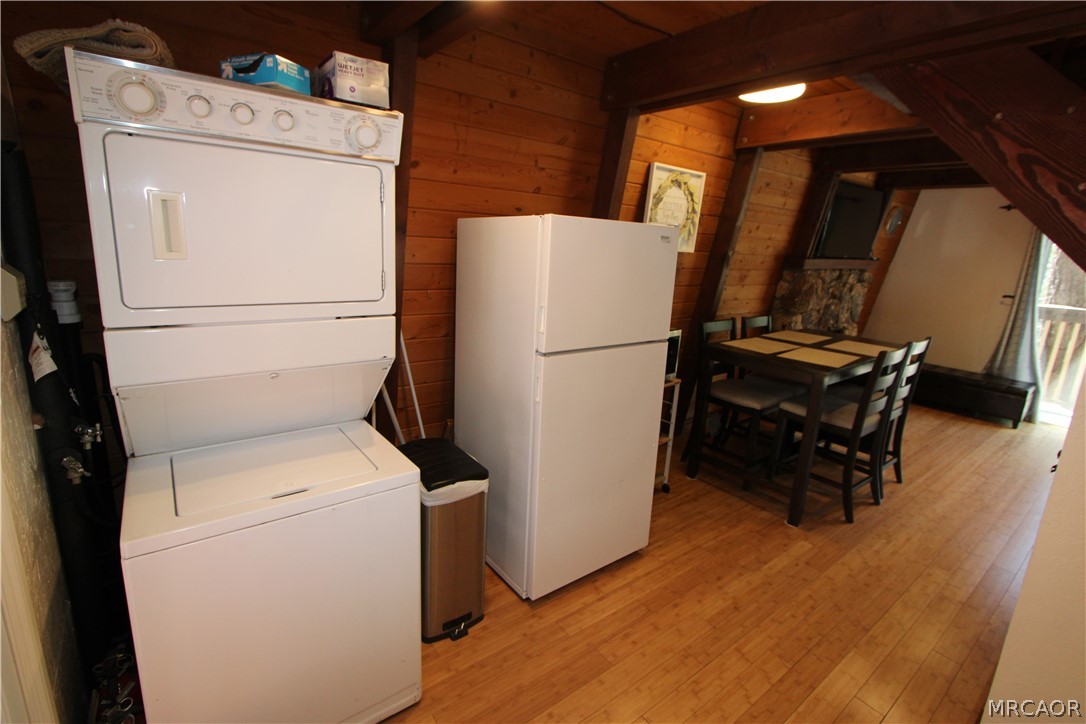 255 Riverside Avenue Property Photo 7