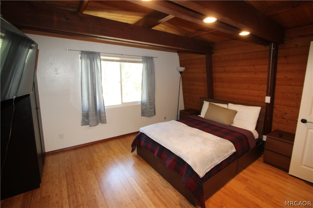 255 Riverside Avenue Property Photo 9