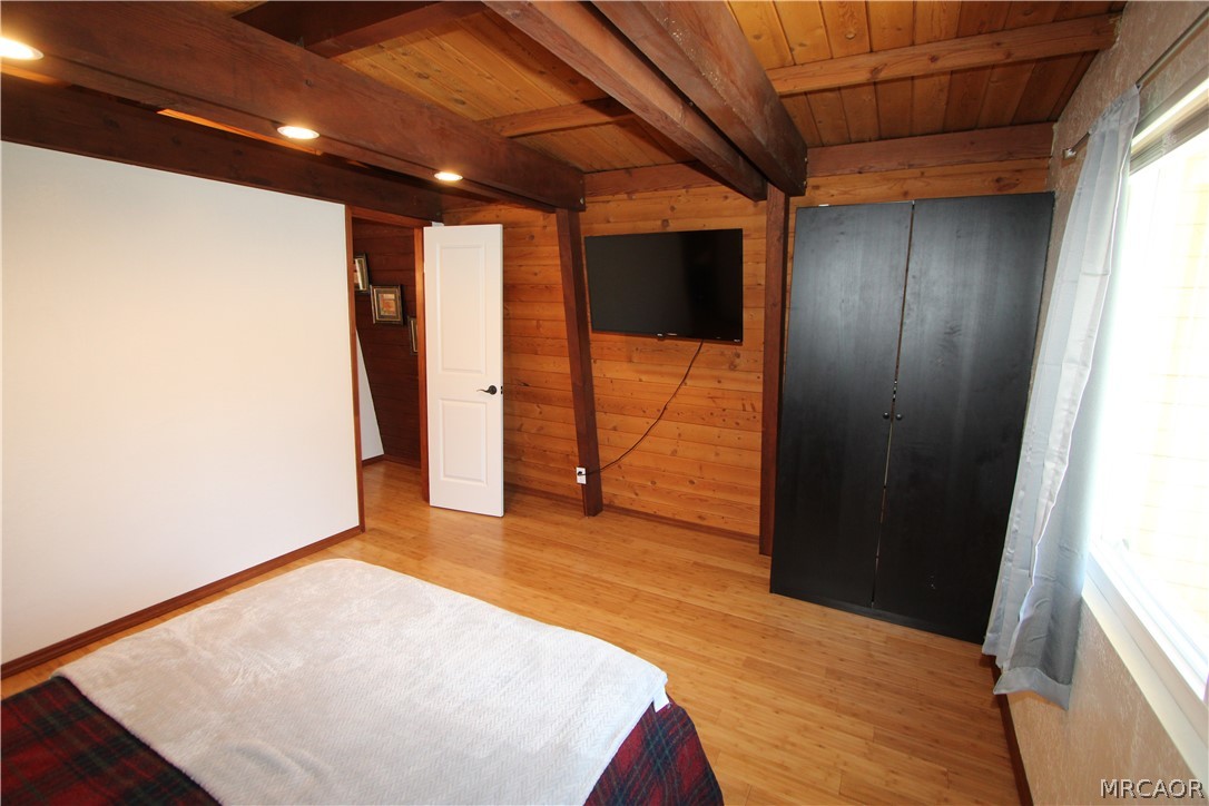 255 Riverside Avenue Property Photo 11