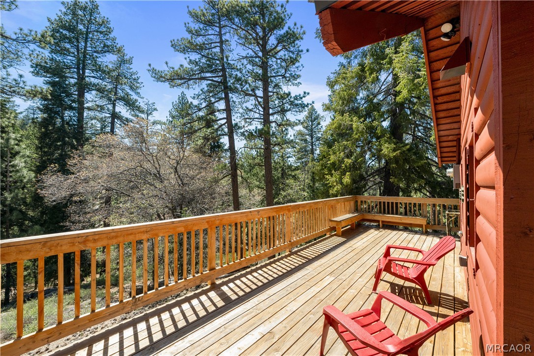 7 Pine Knot Road Property Photo 1